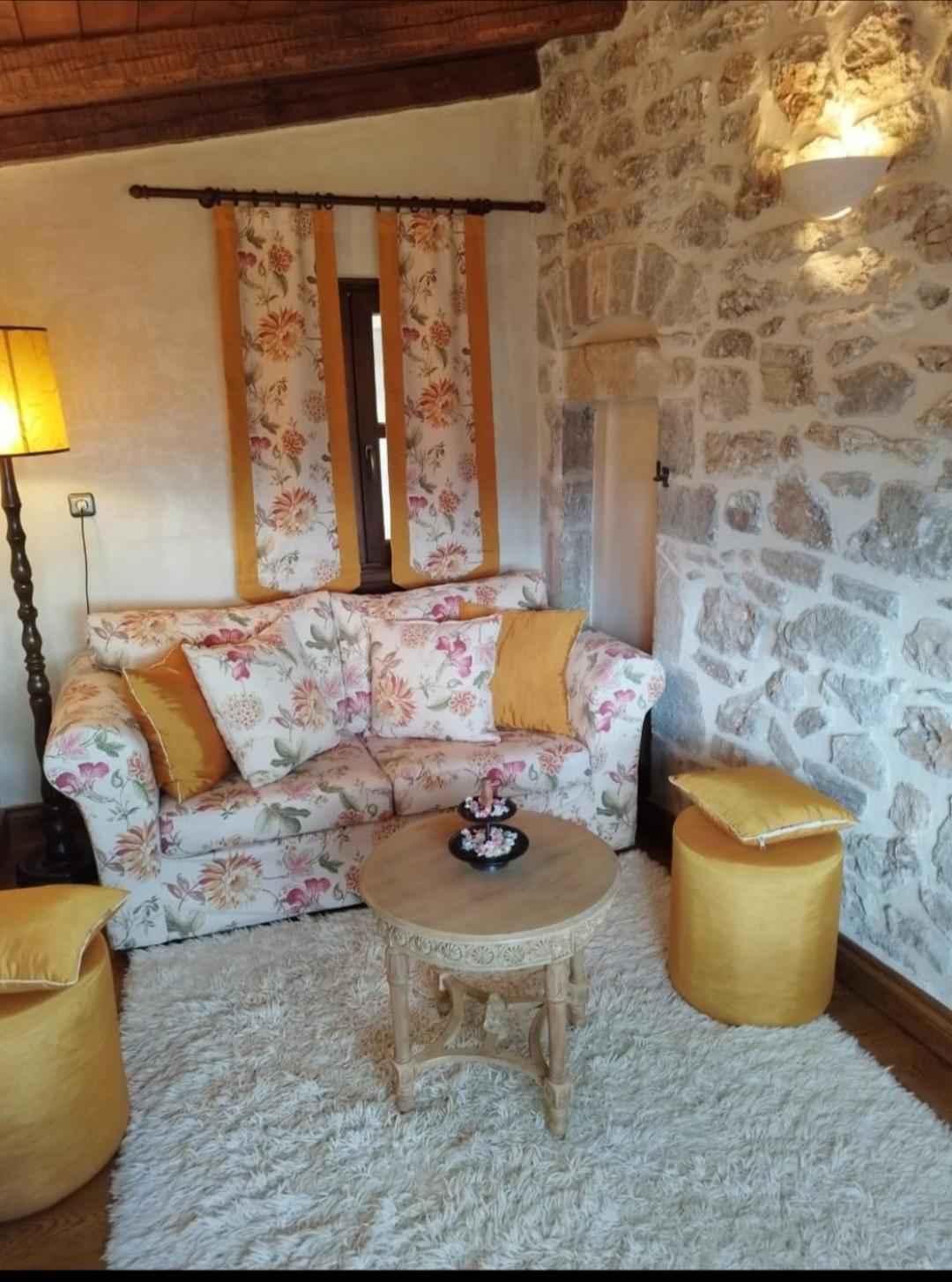 Lousiou Nymphes Escape Suites Δημητσάνα Εξωτερικό φωτογραφία